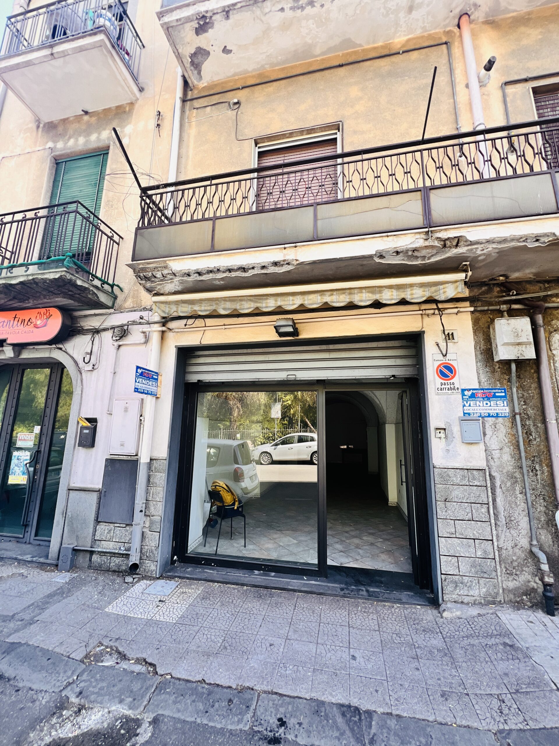 LOCALE COMMERCIALE ( C 1) VIA CAPPUCCINI – ADRANO